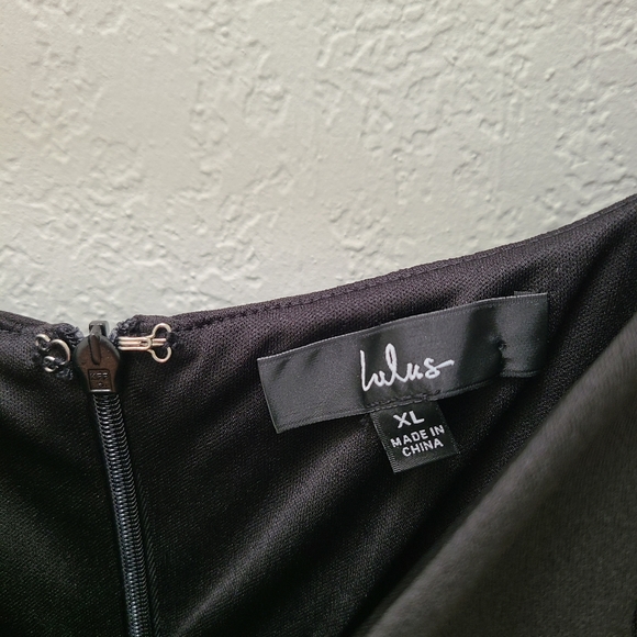 NWOT Lulus Celebration Long Sleeve Maxi Dress in Black - Picture 6 of 7